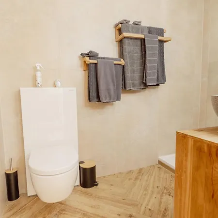 Cosy And Modern Closed To The Lift * Κρανς Μοντάνα