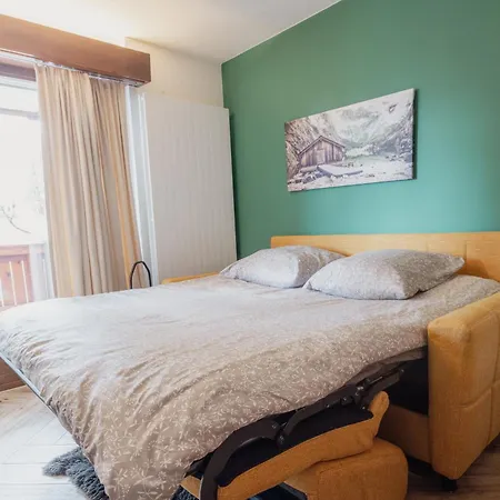 Апартаменты Cosy And Modern Closed To The Lift